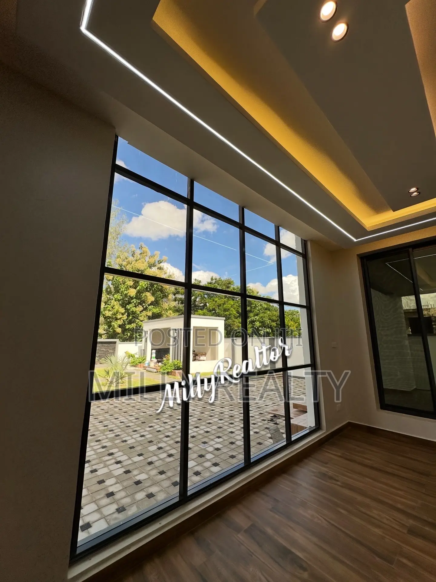6bdrm Mansion in Mbweni Jkt Block No. for sale