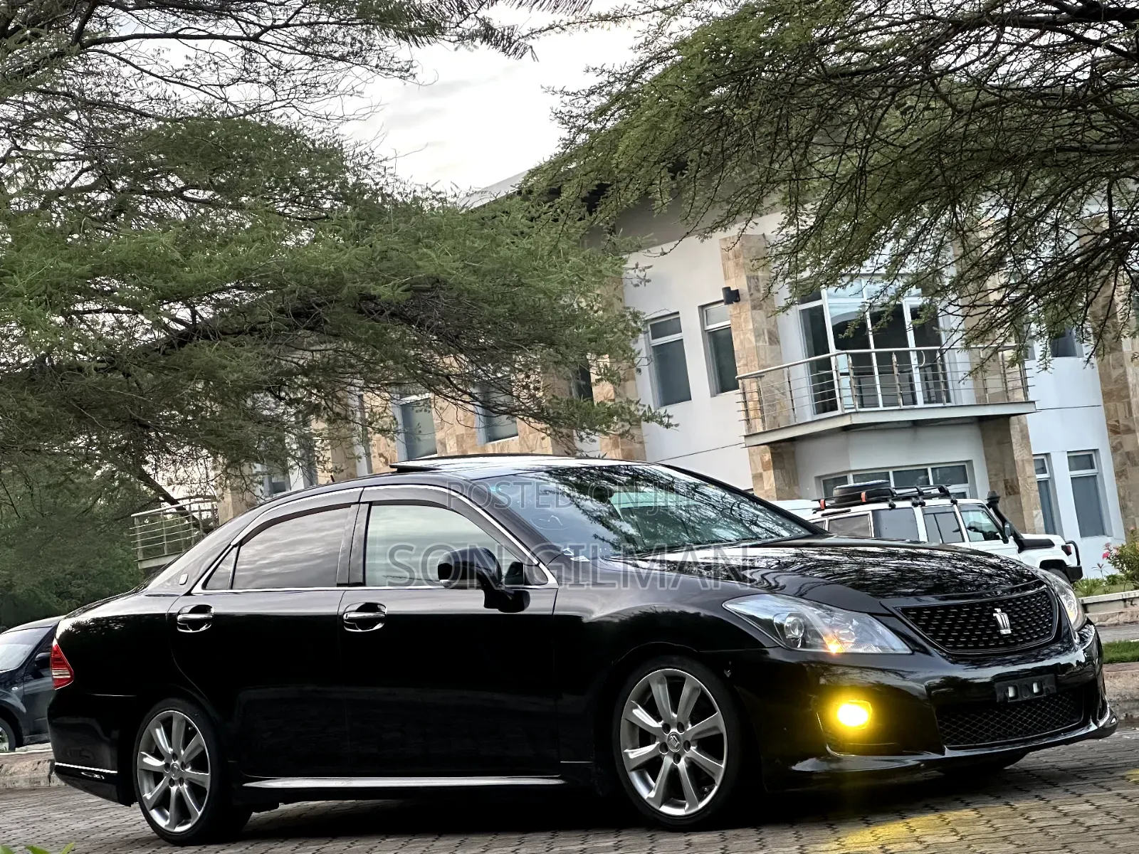 Toyota Crown 2009 Black