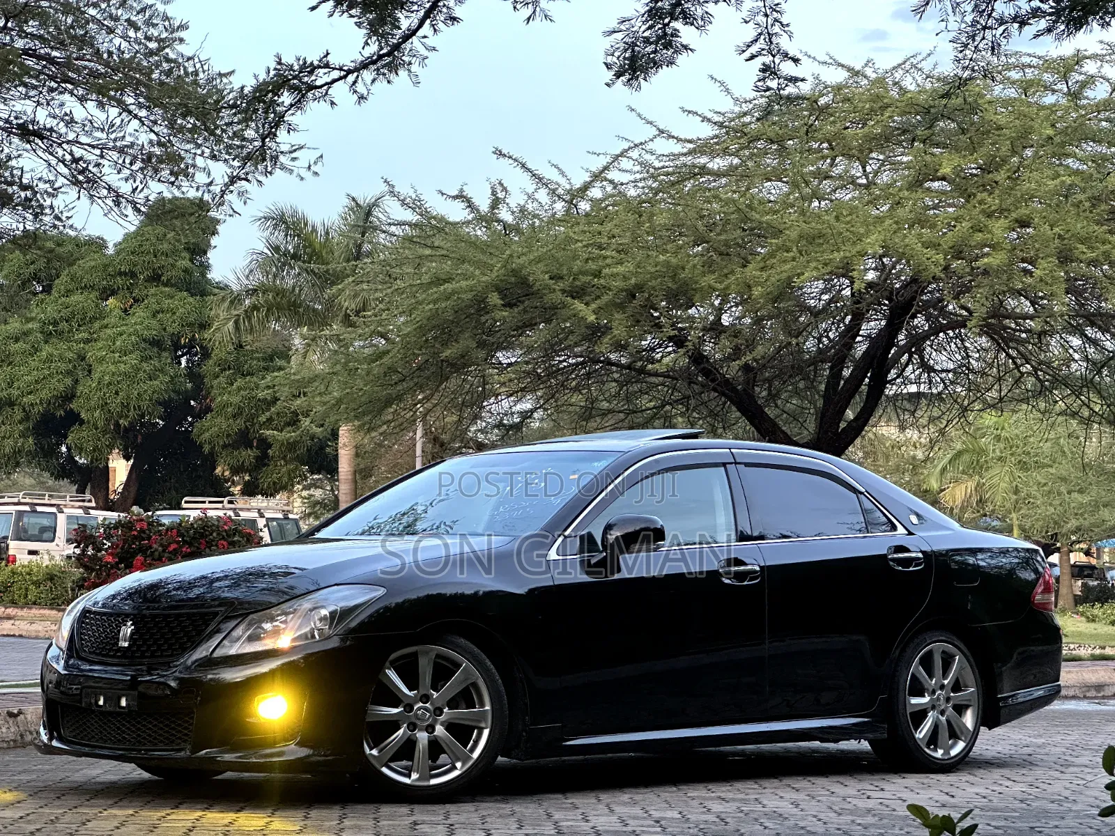 Toyota Crown 2009 Black