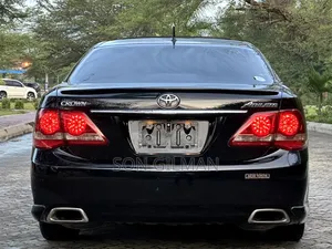 Toyota Crown 2009 Black