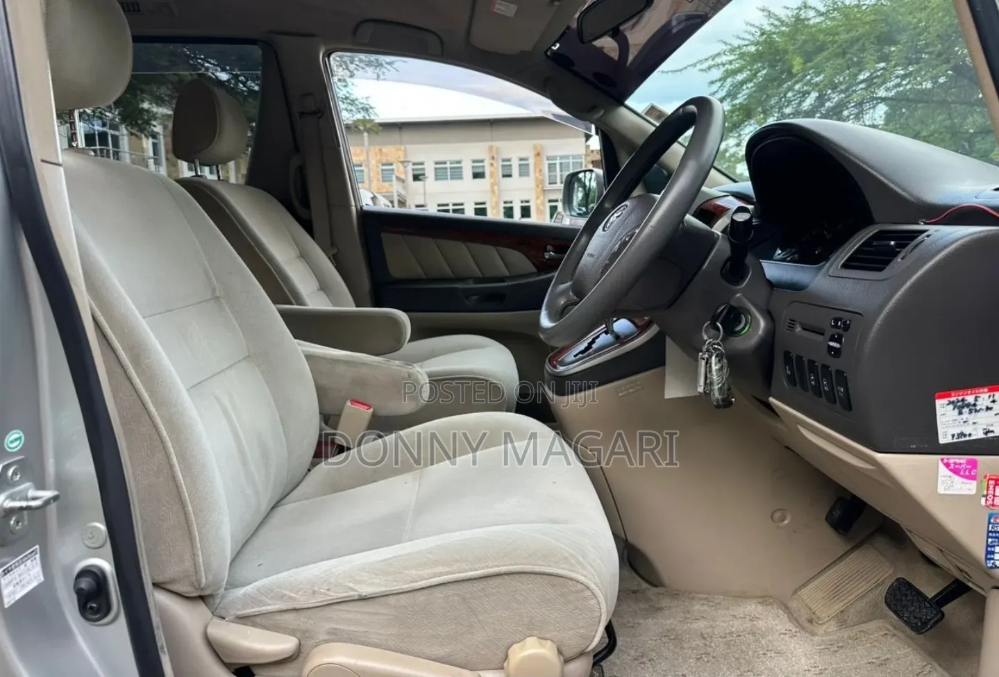 Toyota Alphard 2004 Silver