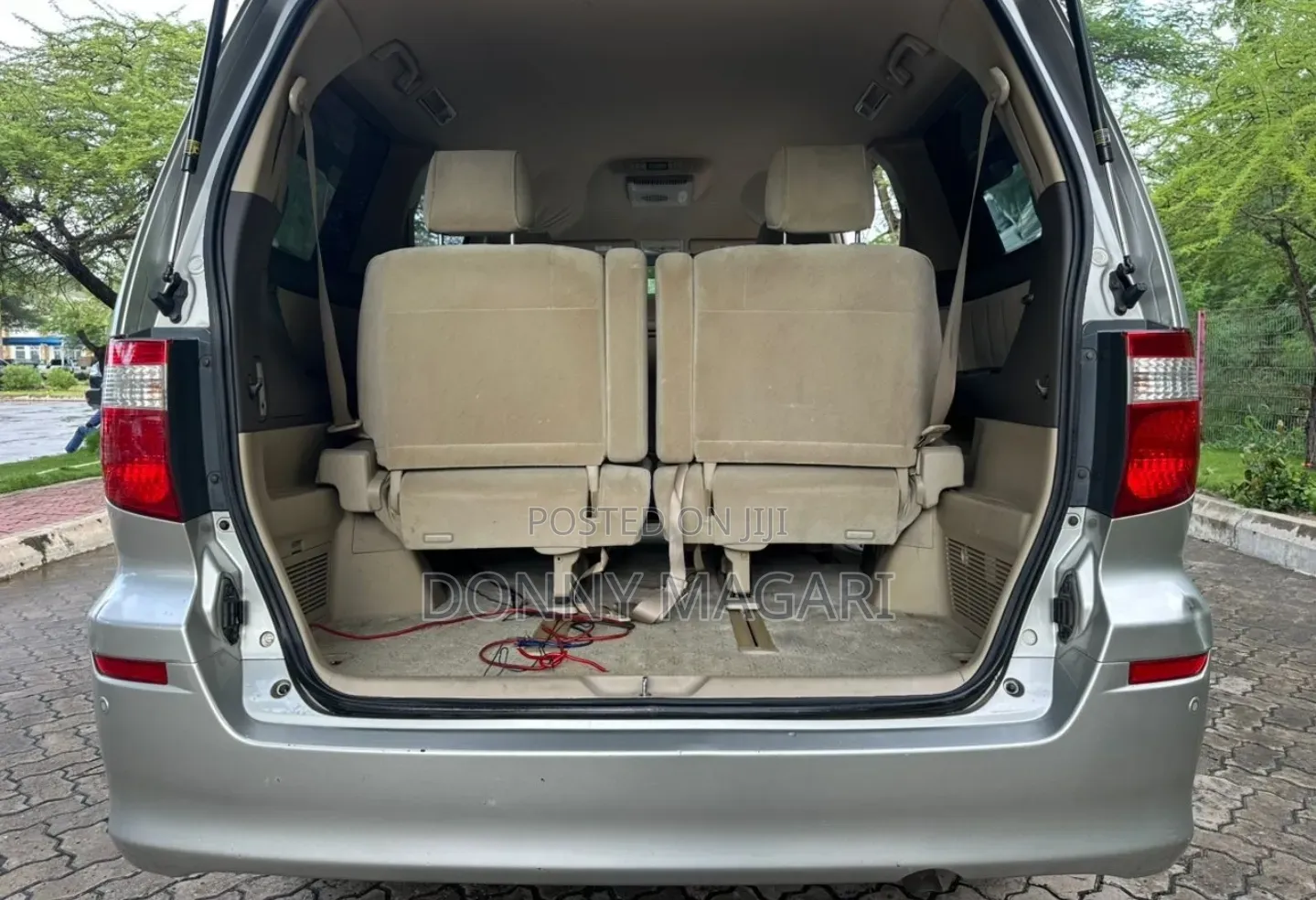 Toyota Alphard 2004 Silver