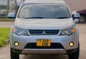 Mitsubishi Outlander 2010 Silver
