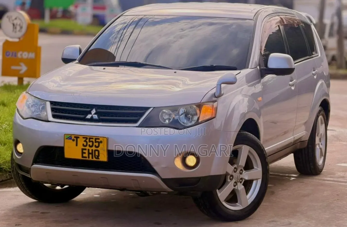 Mitsubishi Outlander 2010 Silver
