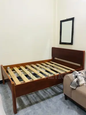 Kitanda Cha Mbao 4.5*6