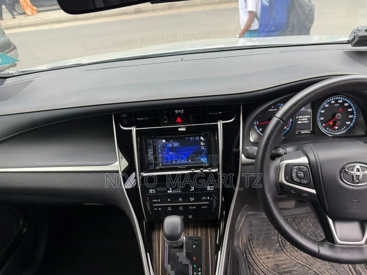Toyota Harrier 2015 Silver