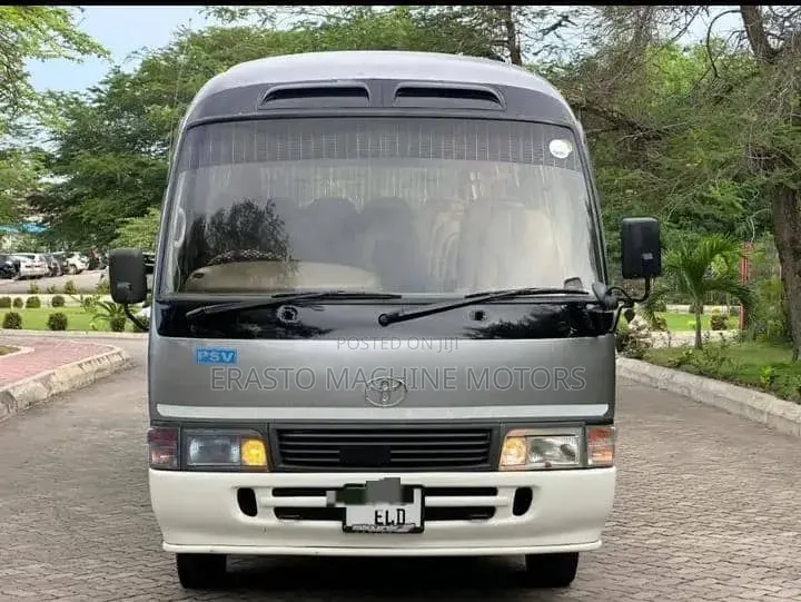 Toyota Coaster 2003 Silver