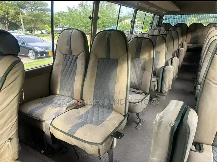 Toyota Coaster 2003 Silver