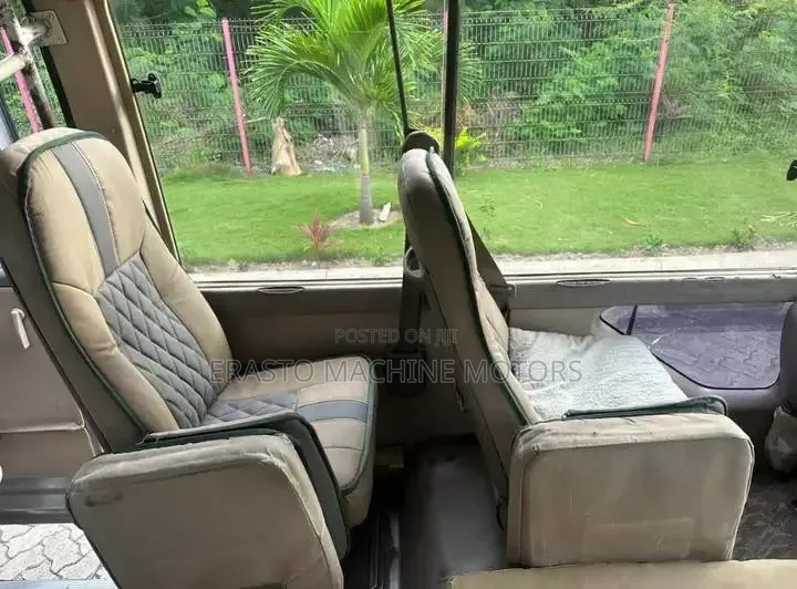 Toyota Coaster 2003 Silver