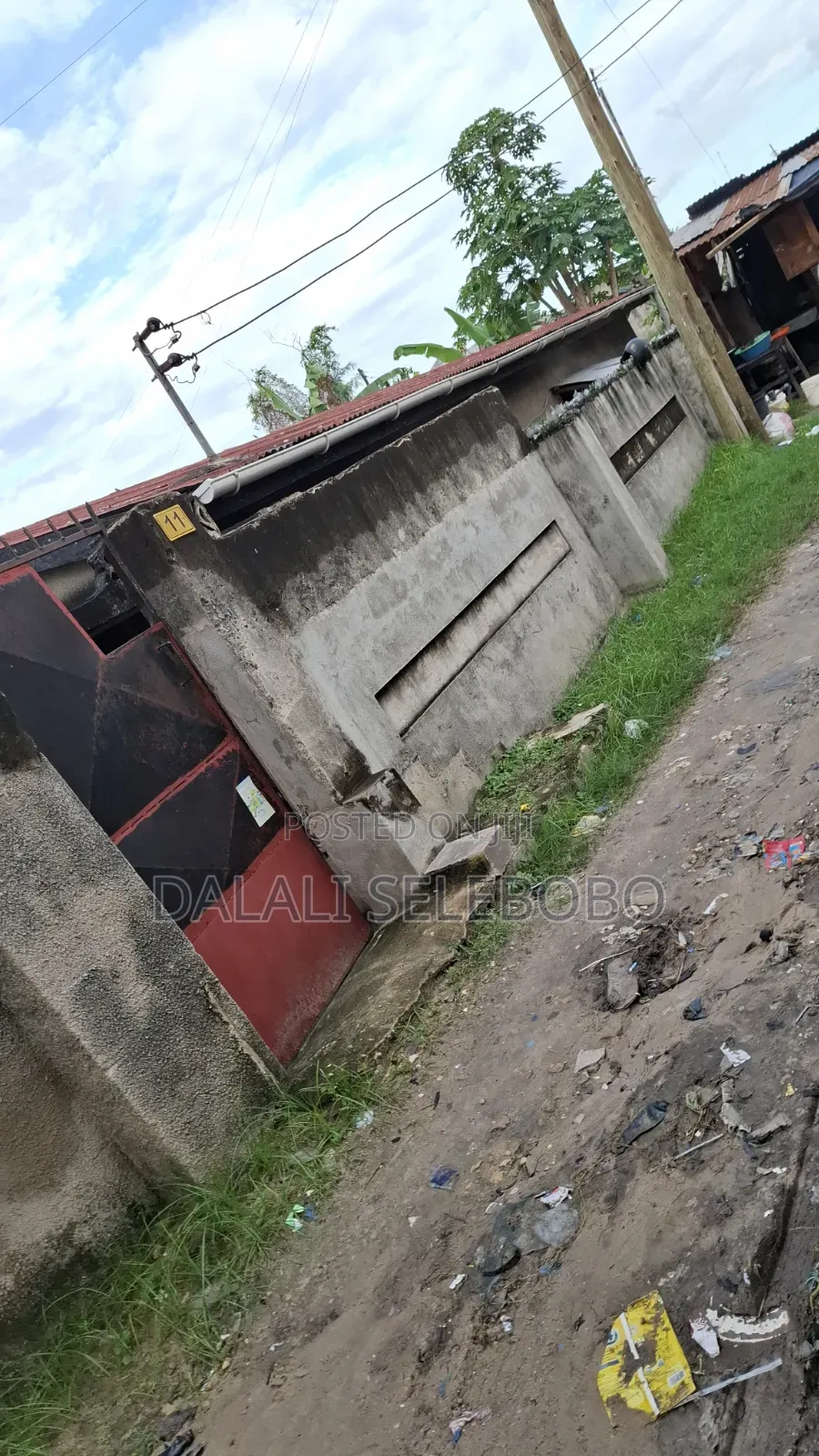 4bdrm House in Mawasiliano Ubungo, Sinza for sale