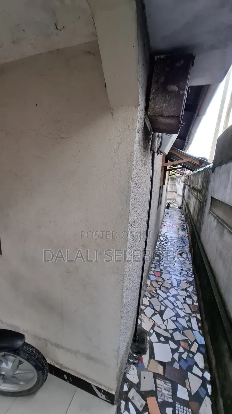 4bdrm House in Mawasiliano Ubungo, Sinza for sale