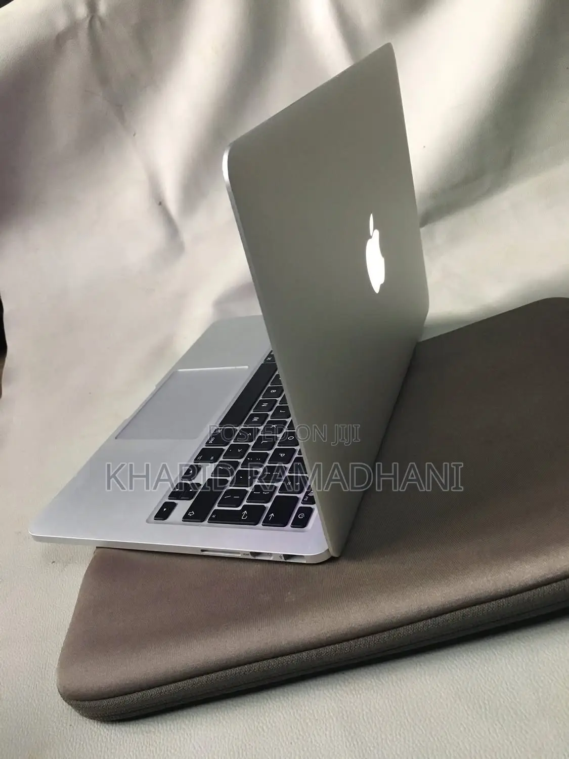 Laptop Apple MacBook Pro 2015 8GB Intel Core i5 SSD 128GB