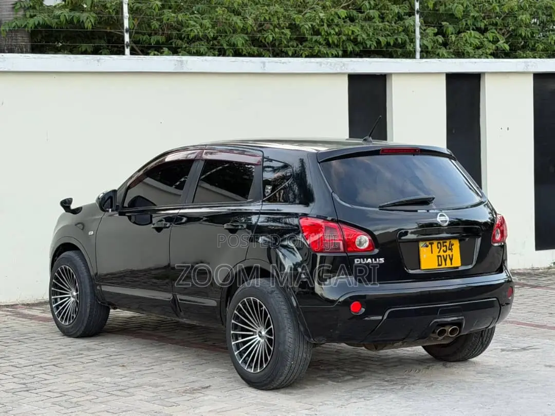 Nissan Dualis 2005 Black
