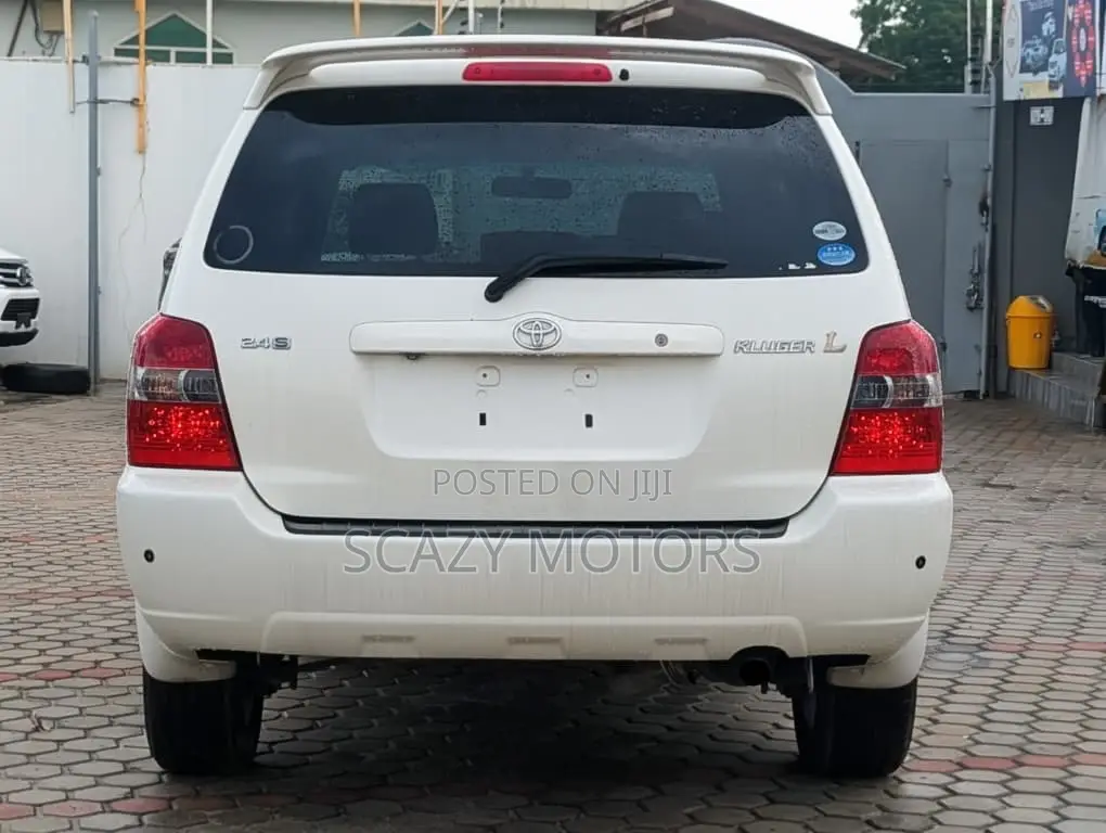 Toyota Kluger 2006 White