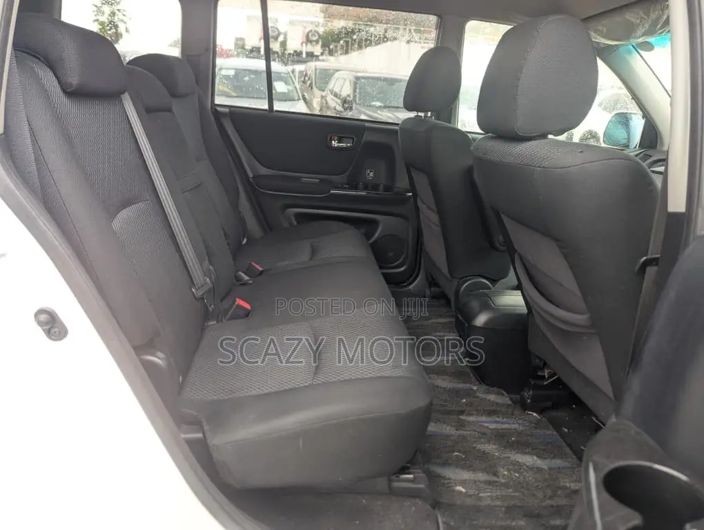 Toyota Kluger 2006 White