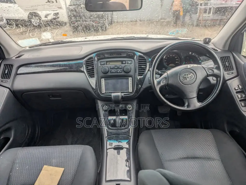 Toyota Kluger 2006 White