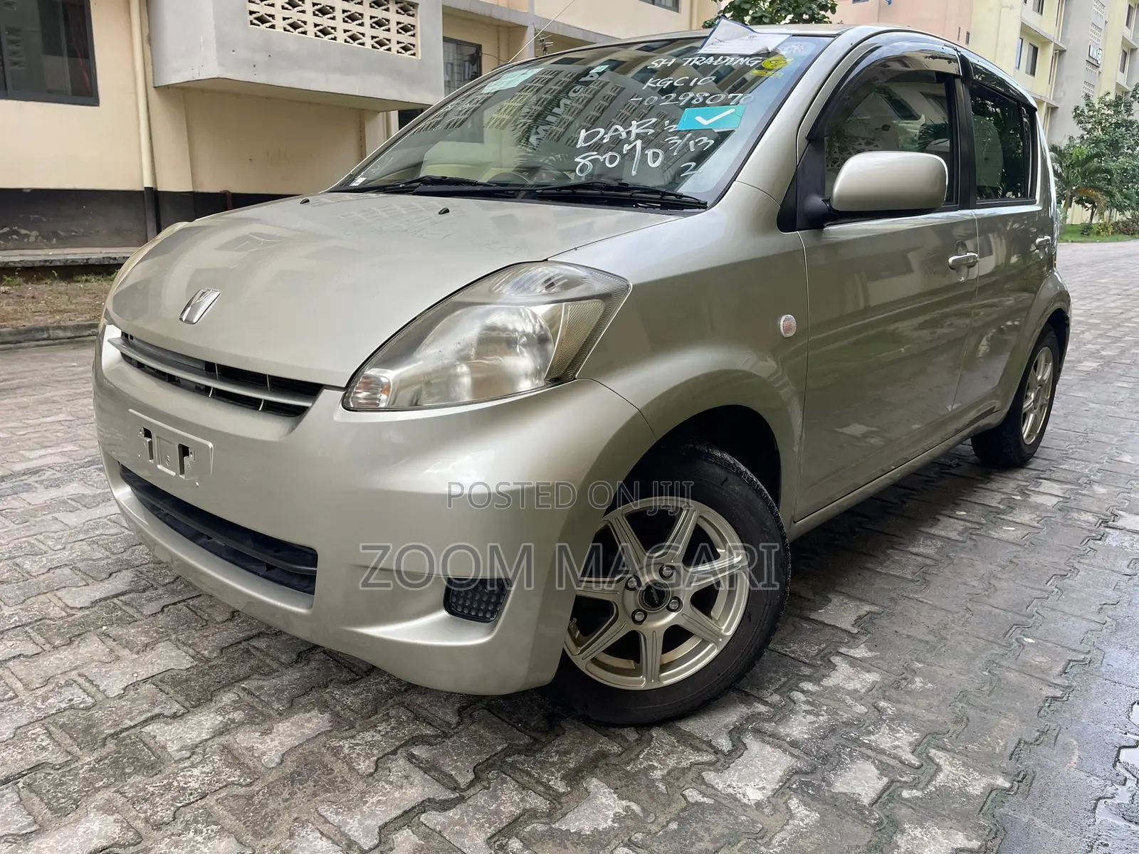 Toyota Passo 2006 Beige