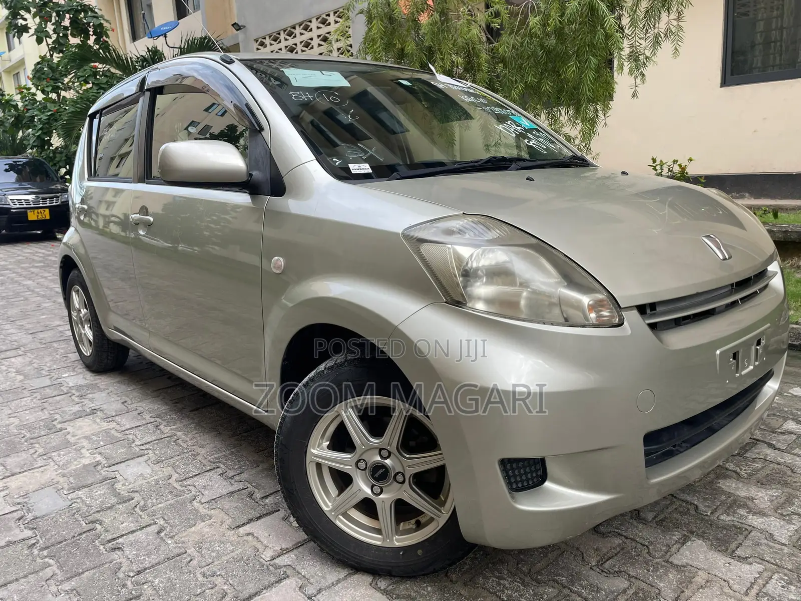 Toyota Passo 2006 Beige