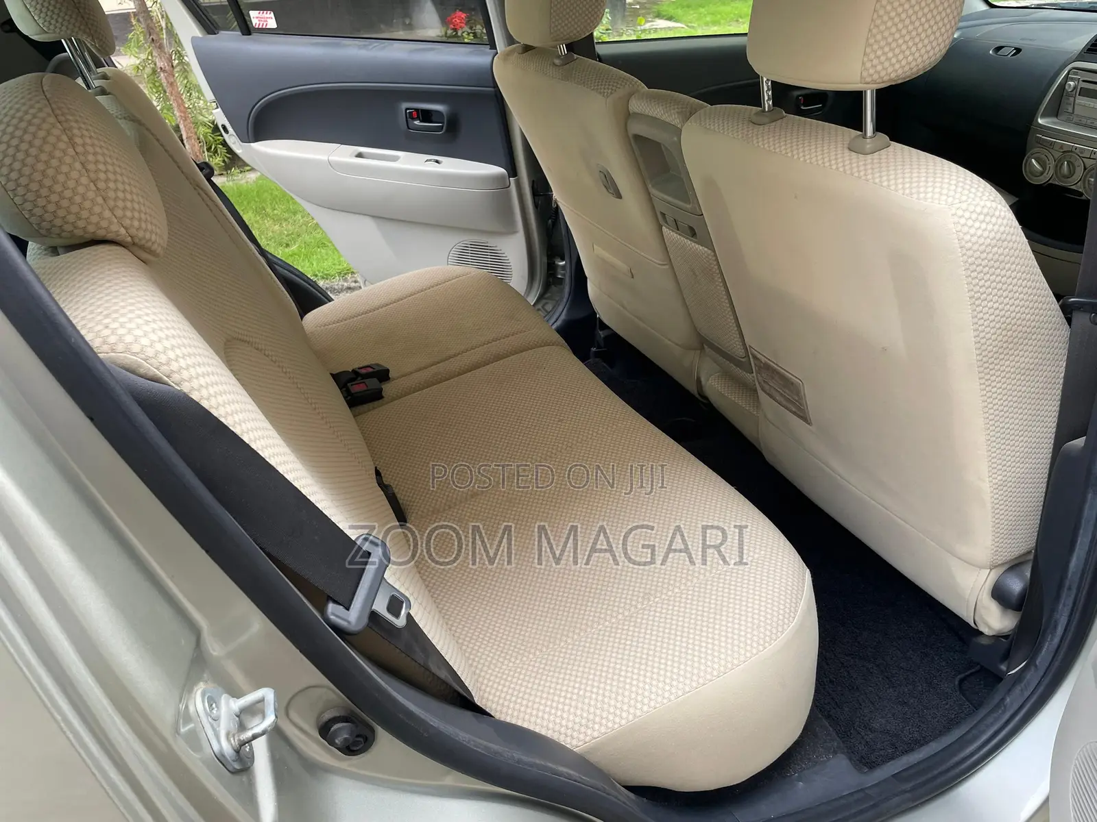 Toyota Passo 2006 Beige