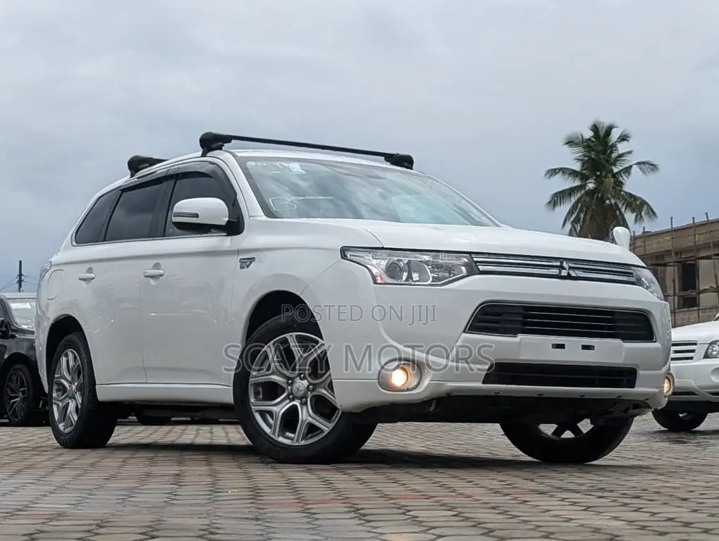 Mitsubishi Outlander 2005 White