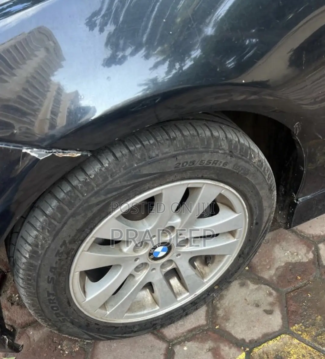 BMW 3 Series 320i RWD 2008 Black