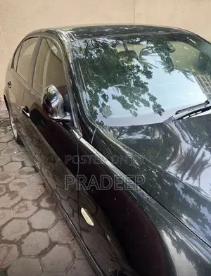BMW 3 Series 320i RWD 2008 Black