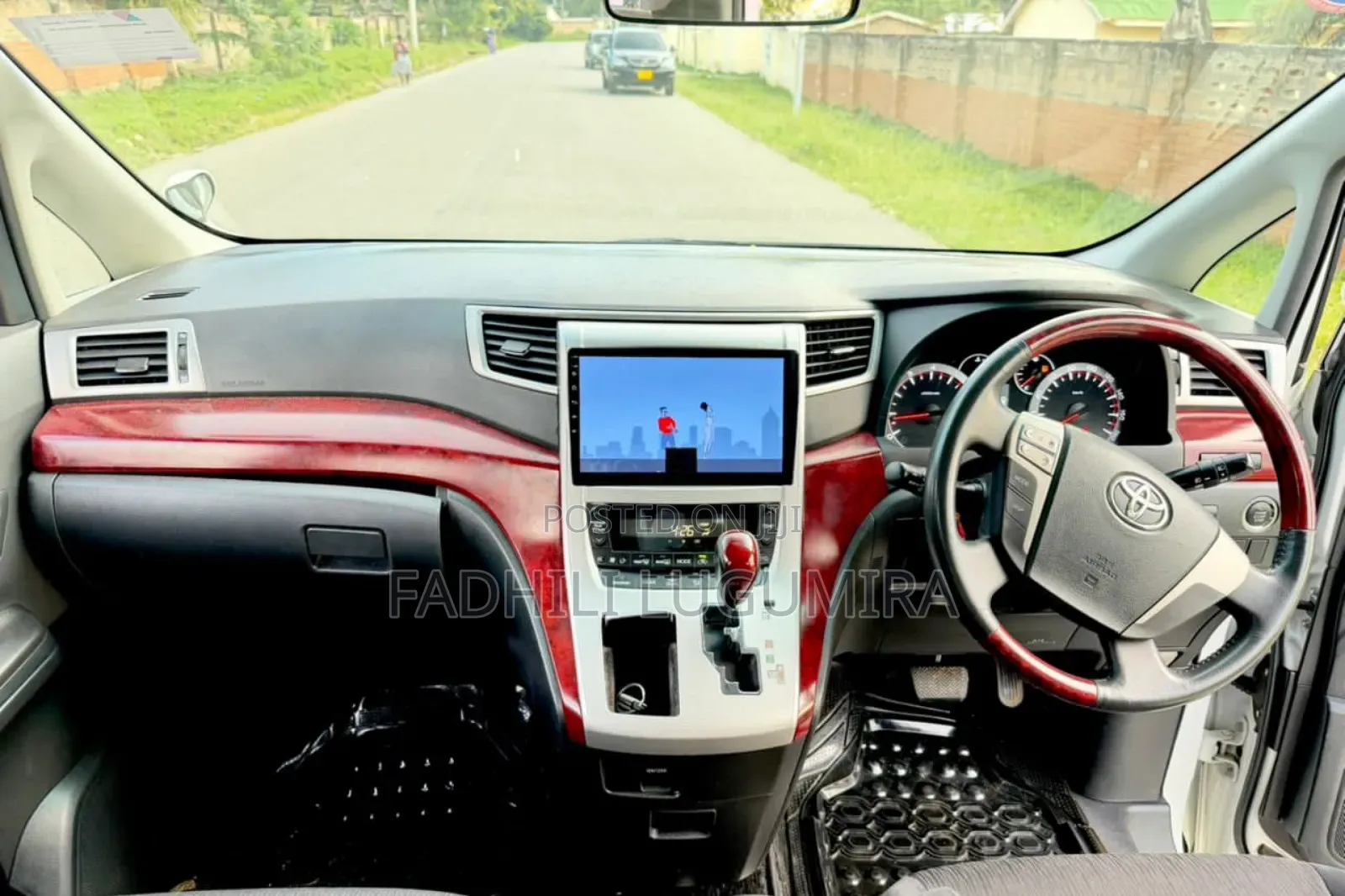 Toyota Alphard 2010 White
