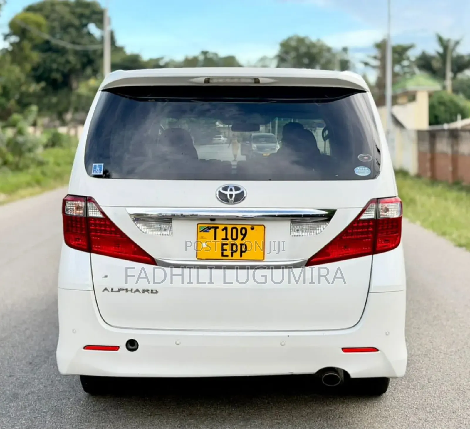 Toyota Alphard 2010 White