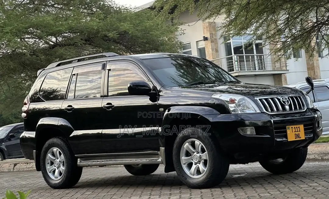 Toyota Land Cruiser Prado 2006 Black