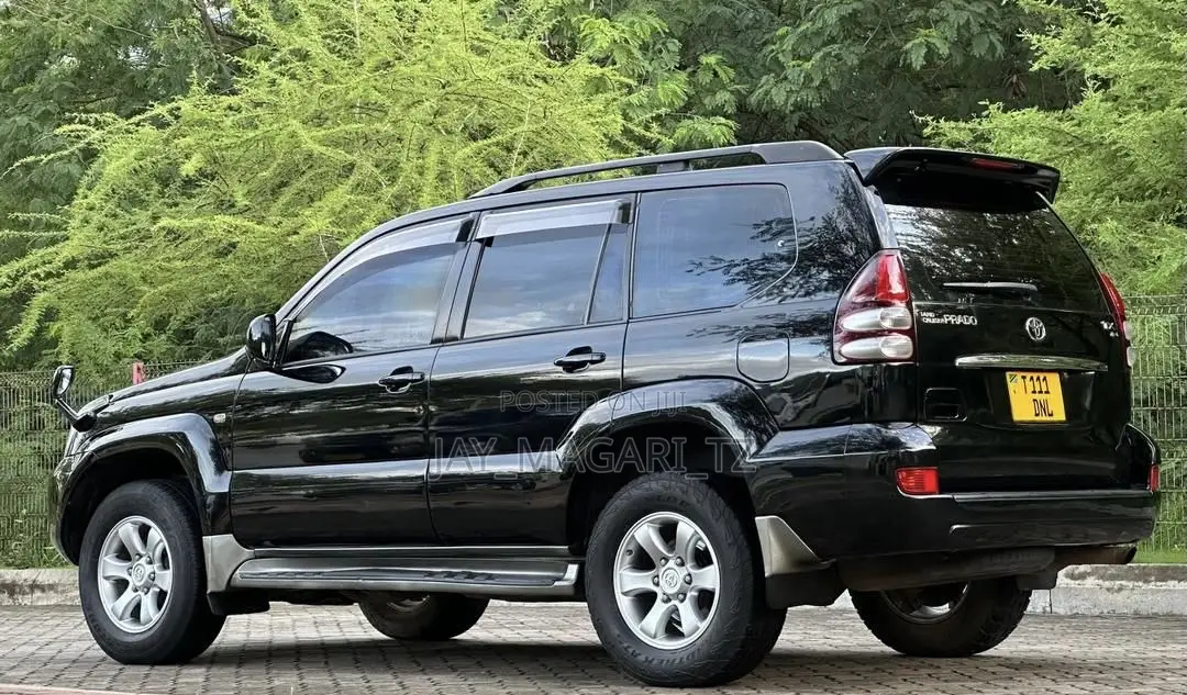 Toyota Land Cruiser Prado 2006 Black
