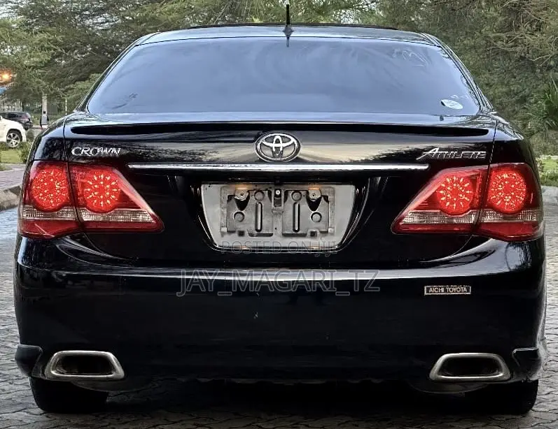 Toyota Crown 2009 Black