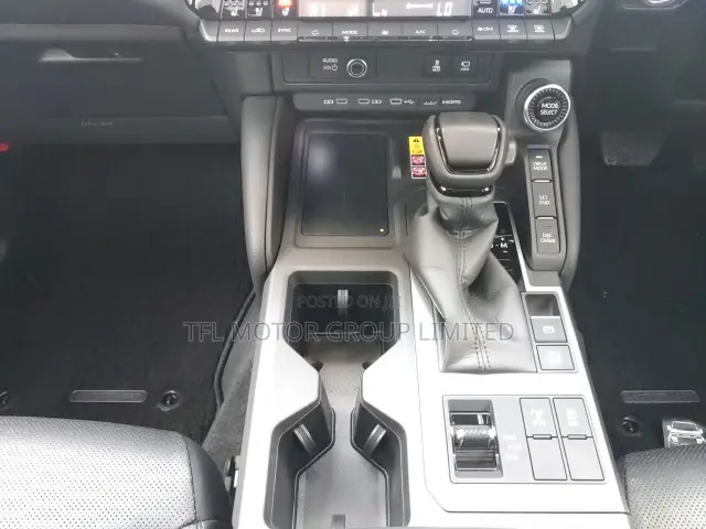 Toyota Land Cruiser LC250 2024 Black