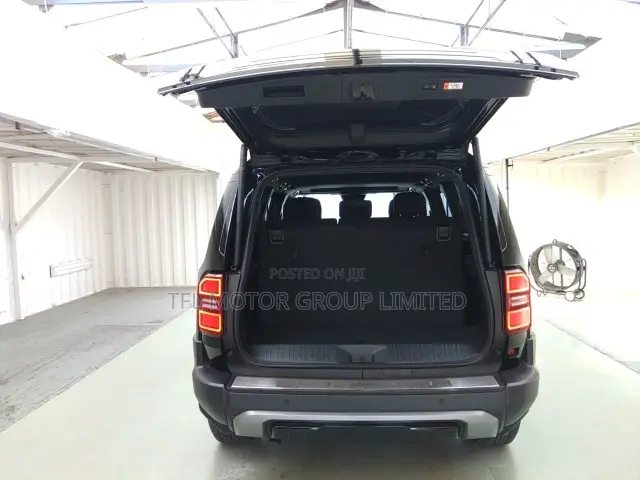 Toyota Land Cruiser LC250 2024 Black