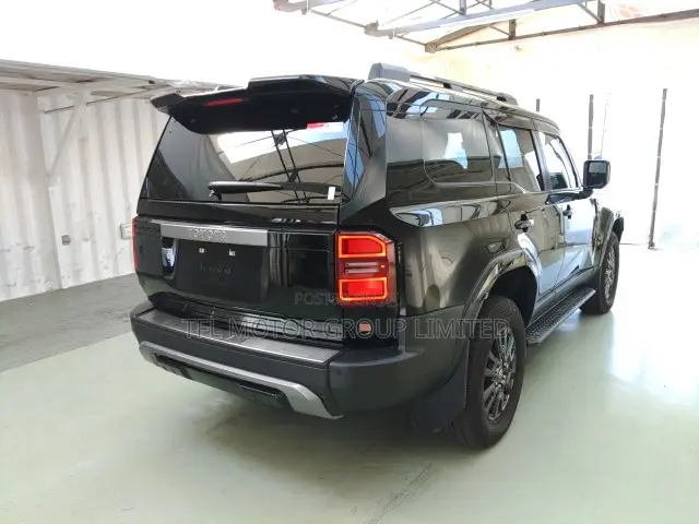 Toyota Land Cruiser LC250 2024 Black
