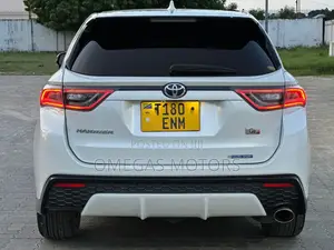 Toyota Harrier 2.0 2015 Pearl