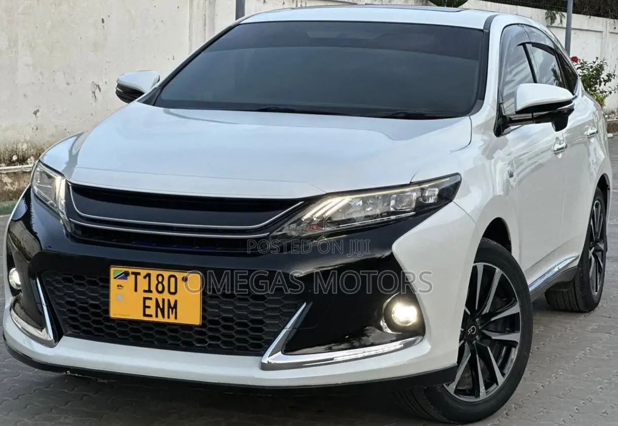 Toyota Harrier 2.0 2015 Pearl