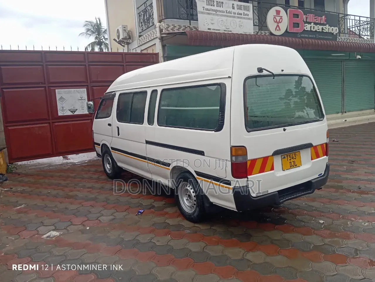 Toyota HiAce 2005 White