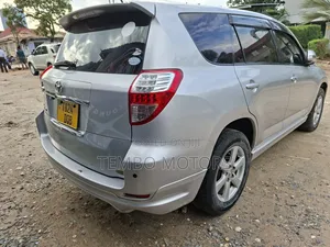 Toyota Vanguard 2009 Silver