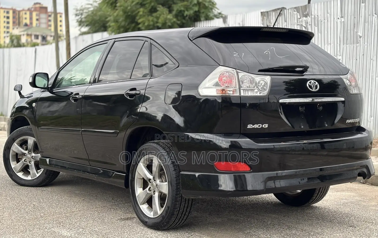 Toyota Harrier 2.4 2005 Black