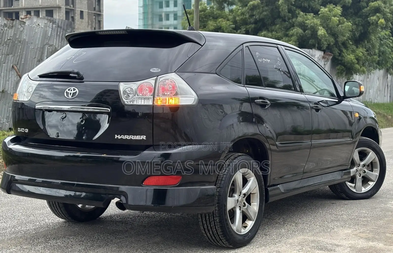 Toyota Harrier 2.4 2005 Black