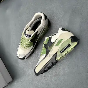 Air Max Sneakers Authentic Collection