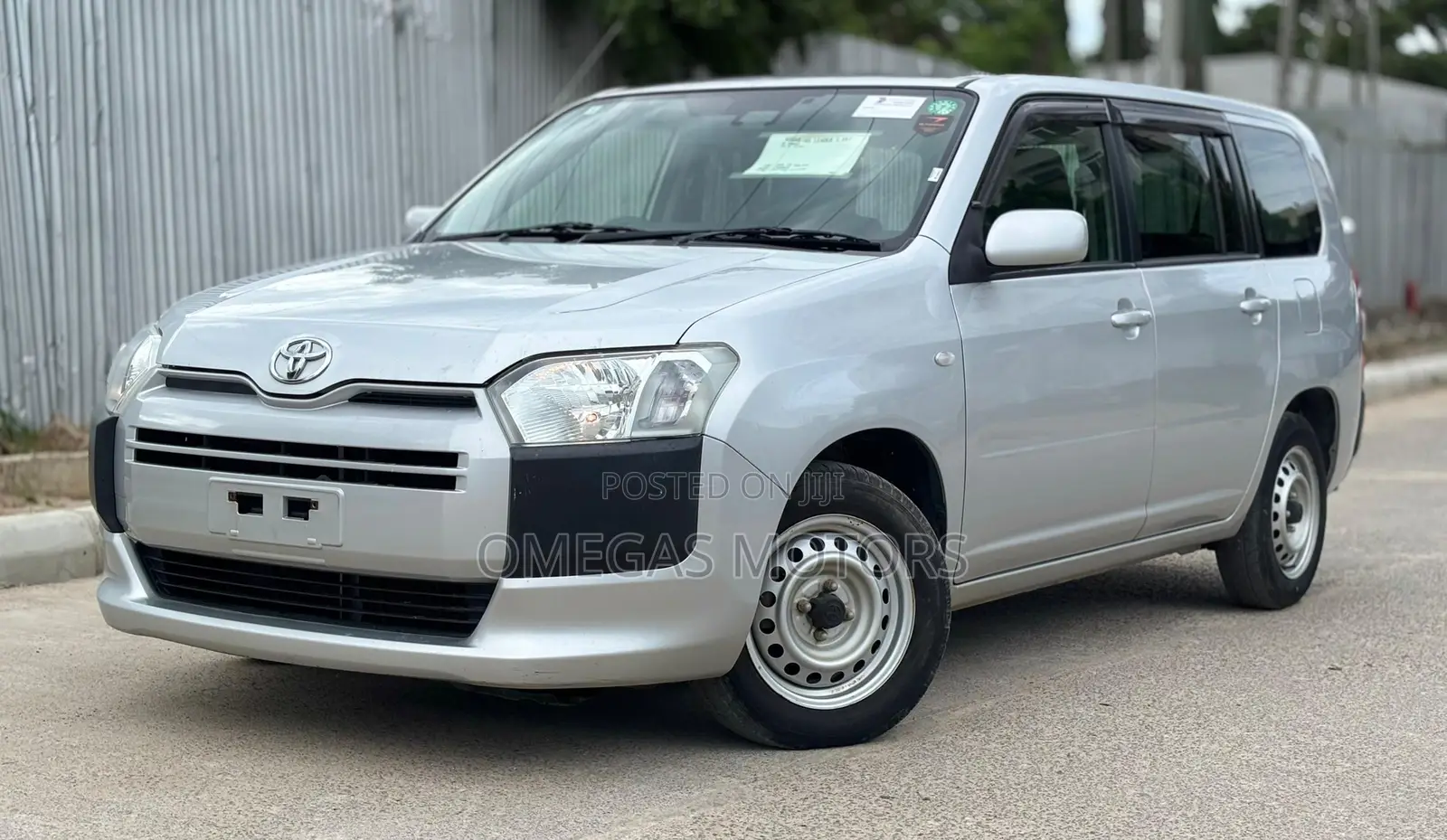 Toyota Probox 1.5 DX 4WD 2018 Silver