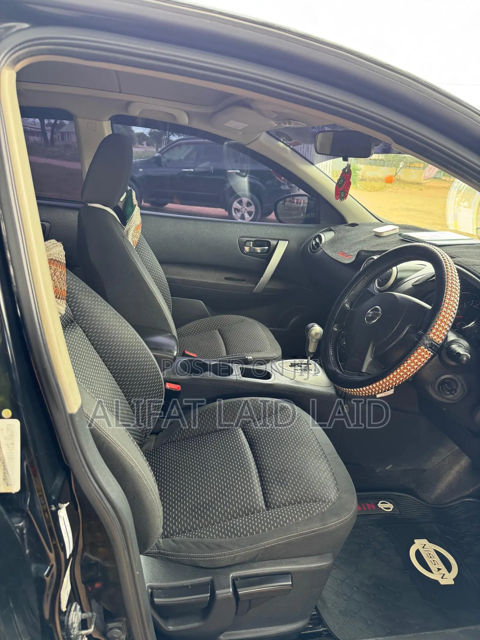 Nissan Dualis 2011 Black