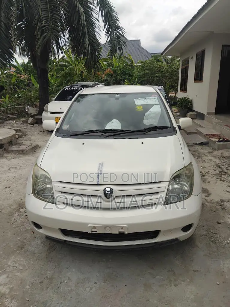 Toyota IST 2008 Pearl
