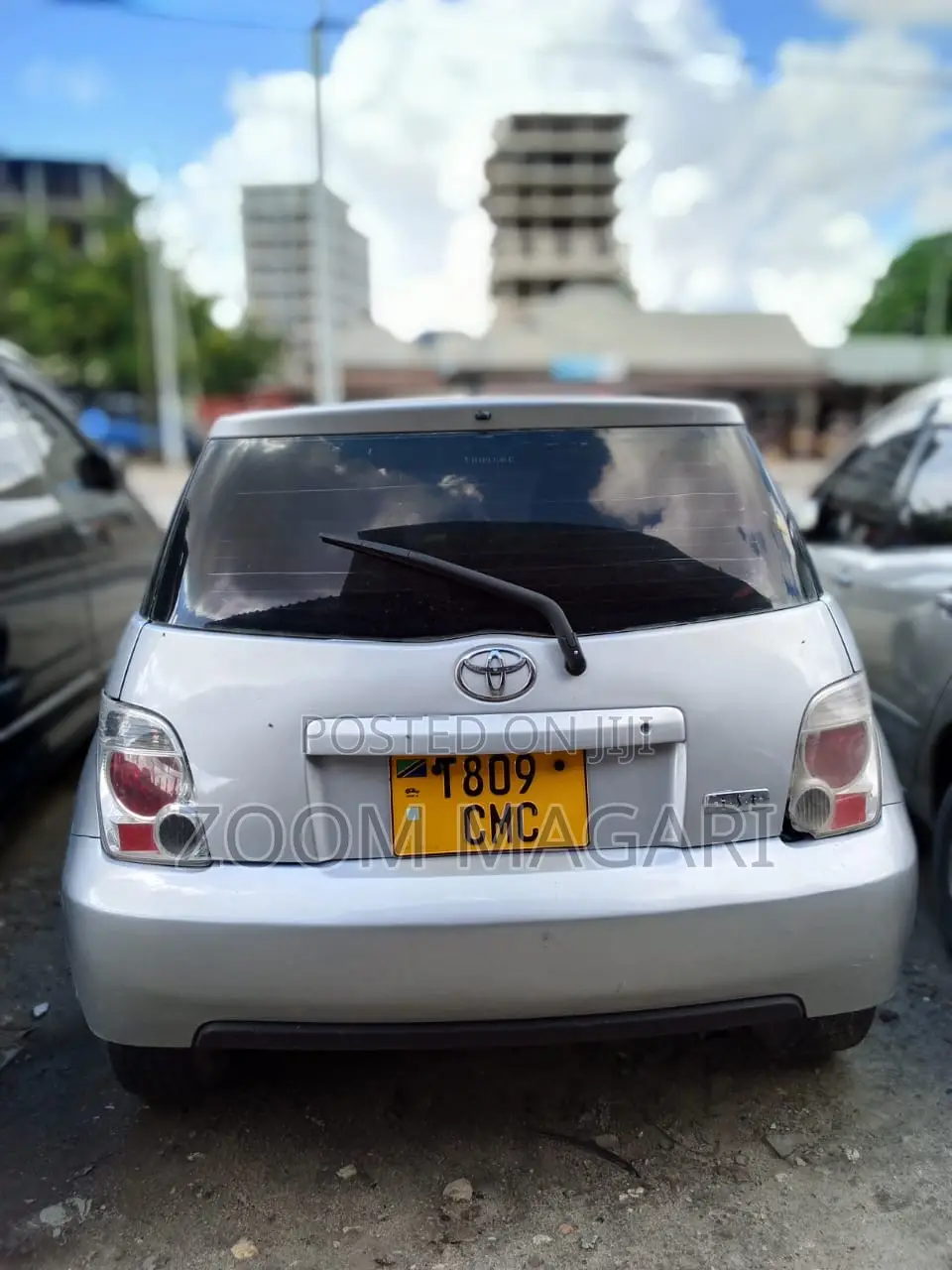 Toyota IST 2006 Silver