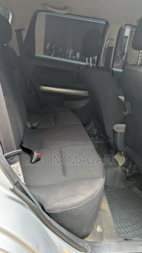 Toyota IST 2006 Silver