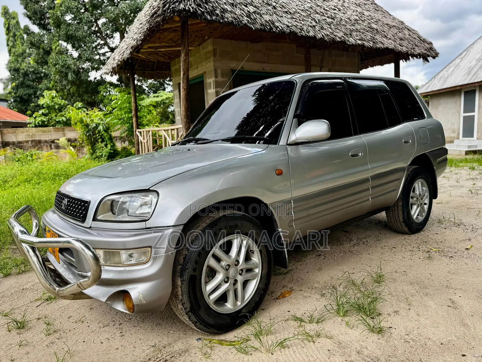Toyota RAV4 1999 Silver