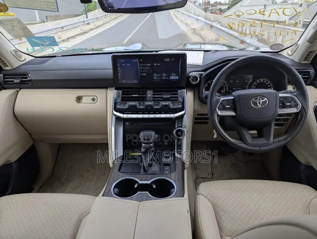 Toyota Land Cruiser 2025 Black