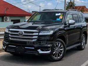 Toyota Land Cruiser 2025 Black
