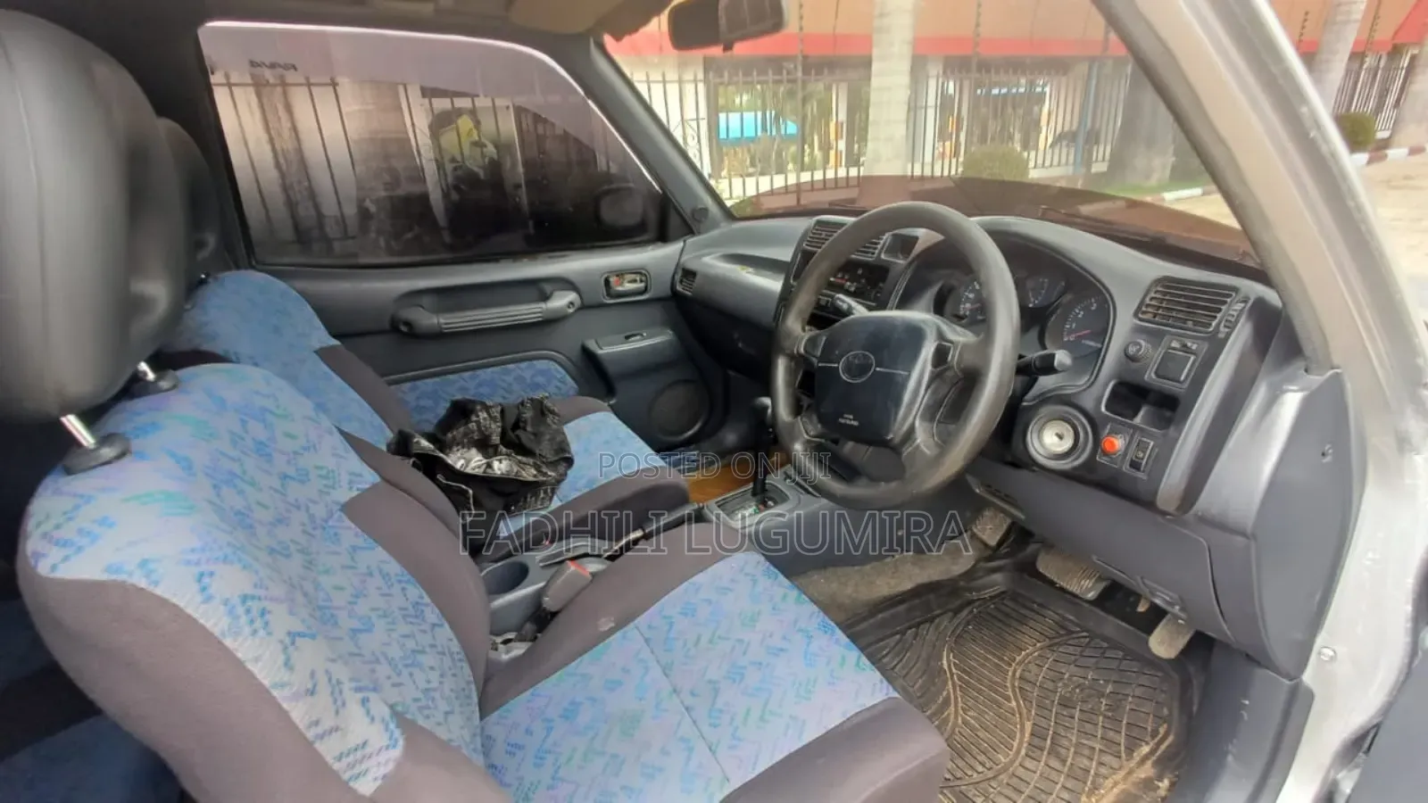 Toyota RAV4 Automatic 2000 Beige